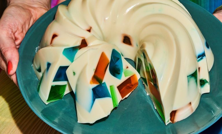 Mosaic-Jell-O-Photo-Credit-Gentl-and-Hyers-1.jpg
