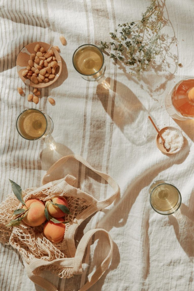 picnic-peaches-865x1297.jpg